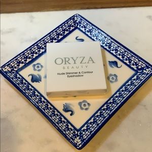 2 for $20: Oryza Beauty Eyeshadow Palette